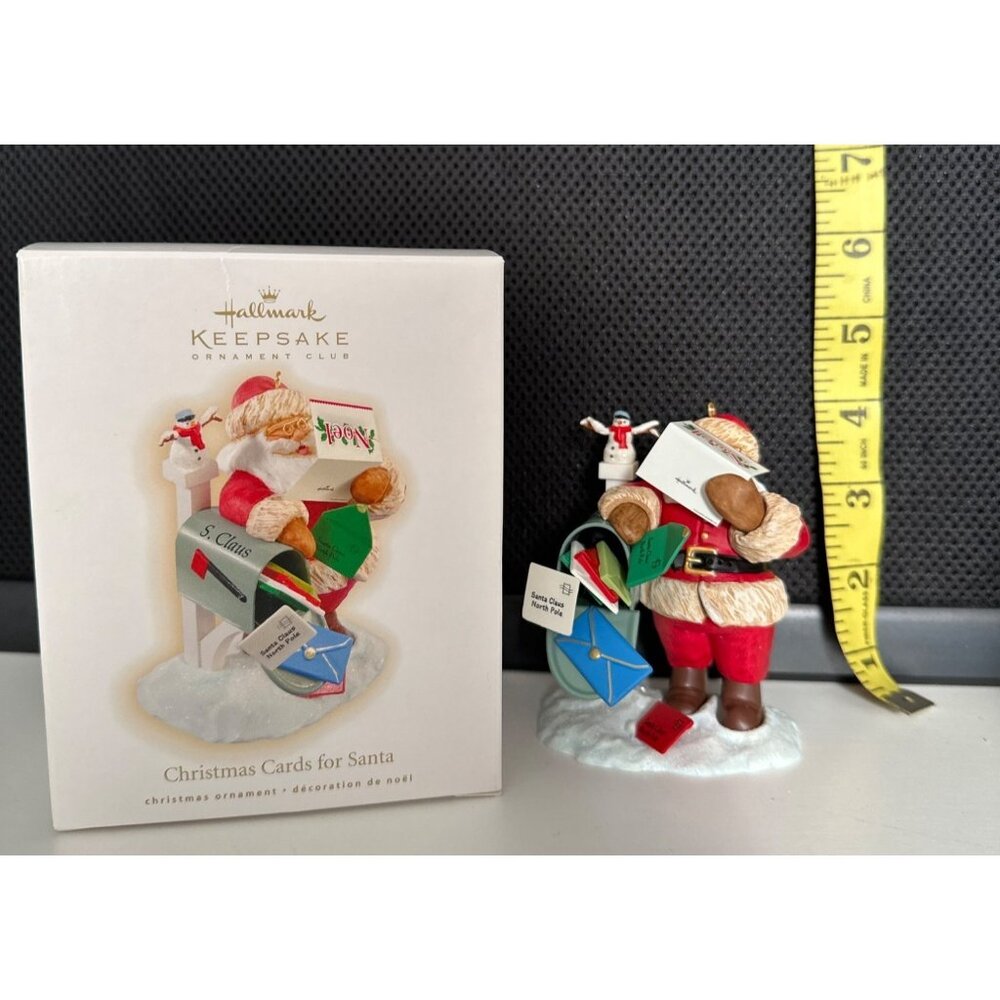 Hallmark 2009 Club Exclusive Santa Claus Figurine With Mailbox Holding Letters - Picture 8 of 8